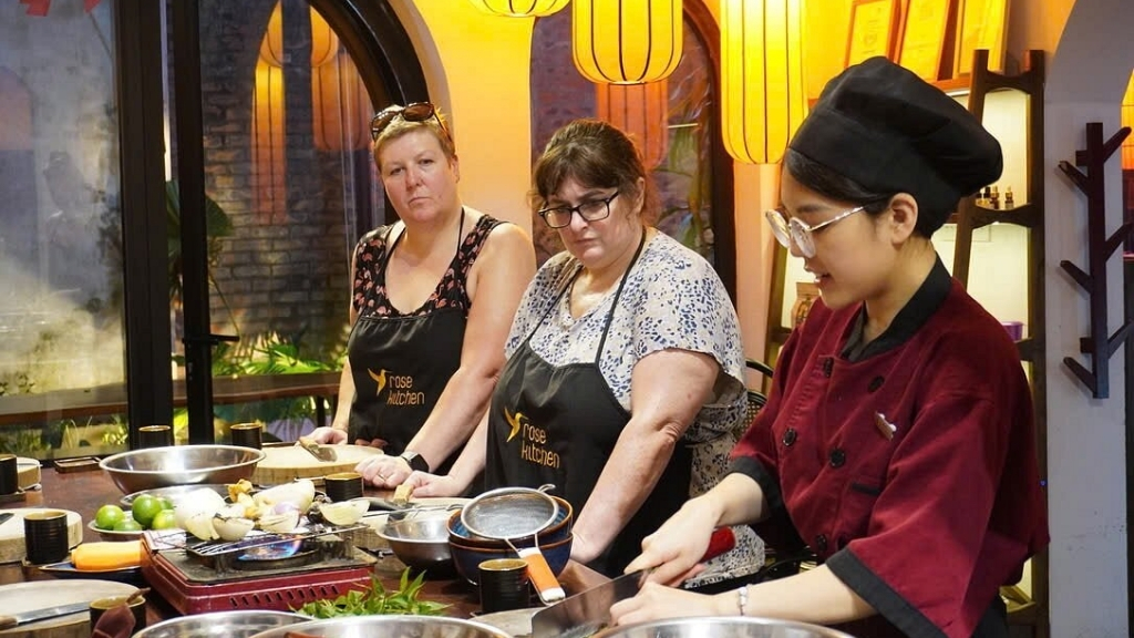 Cours de cuisine au Vietnam : découvrir le pays par ses saveurs - hanoi cours de cuisine 1024 Cours de cuisine au Vietnam