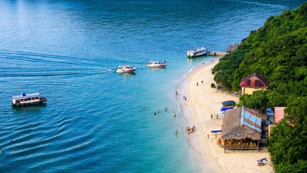 Plage de Ba Trai Dao