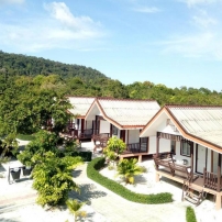 scarlet-sails-resort-01