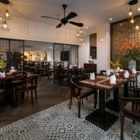 hong-ngoc-dynastie-04