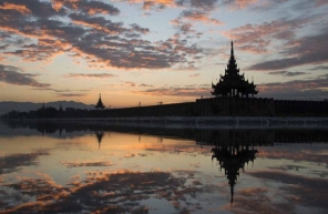 Visit Mandalay: Top 8 Best Things To Do 