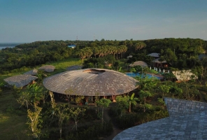 Hanchey Bamboo Resort