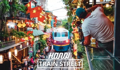 Train street in Hanoi: A must-visit spot with local tips
