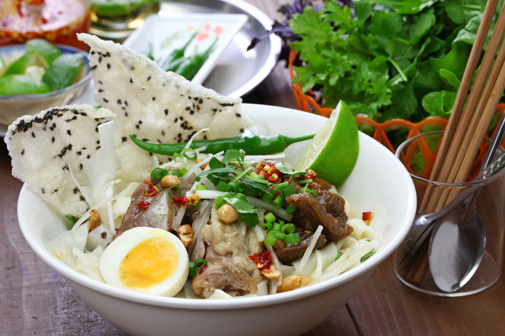 Top 10 Best Central Vietnamese Cuisine That Food Lovers Shouldn’t Miss