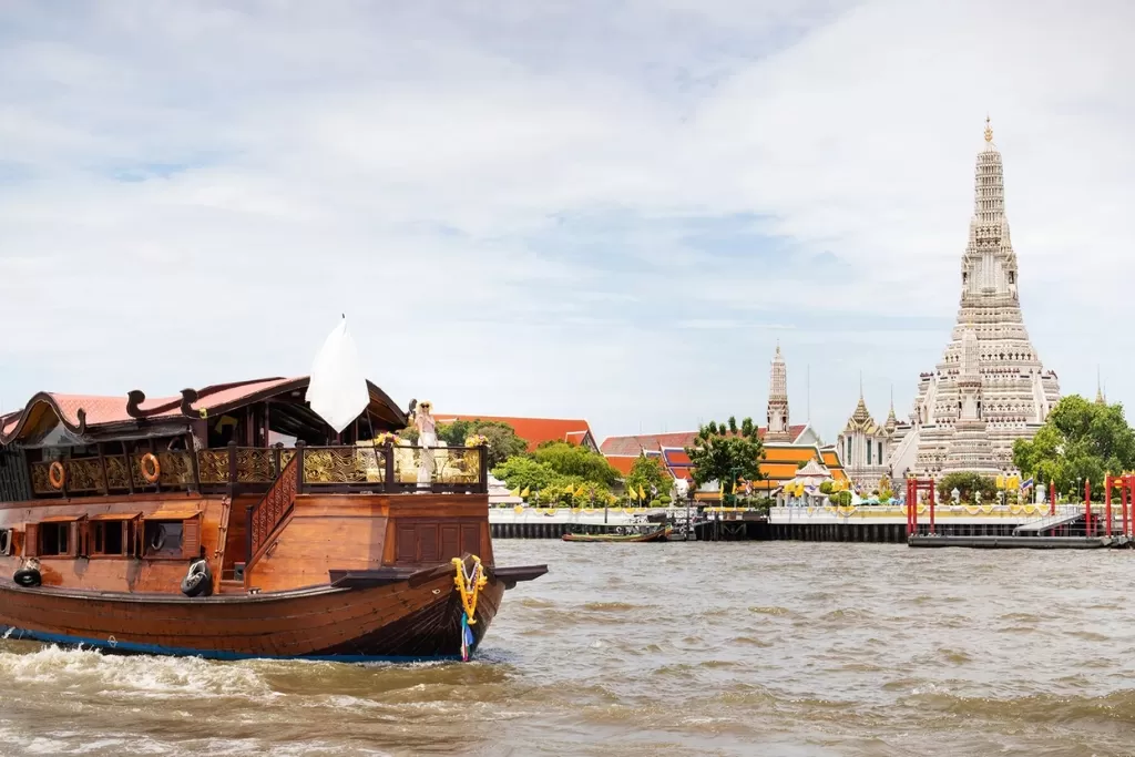 Romantic Escape with Luxury Thailand Honeymoon Tour