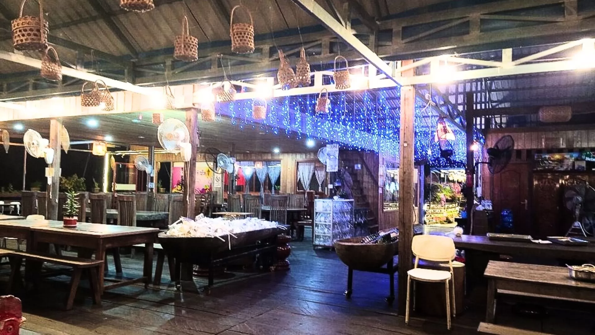 Blue River (Tonle Khiev) restaurant