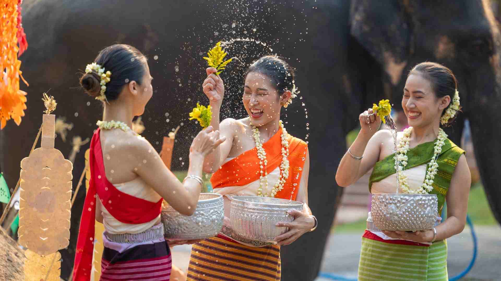 Bom Chaul Chnam water splashing festival