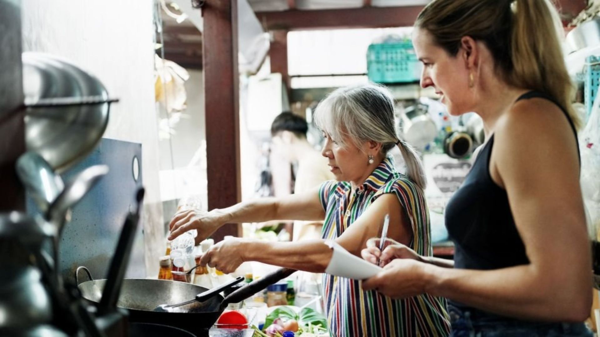 Cours de cuisine à Bangkok : découvrez les secrets de la gastronomie thaïlandaise