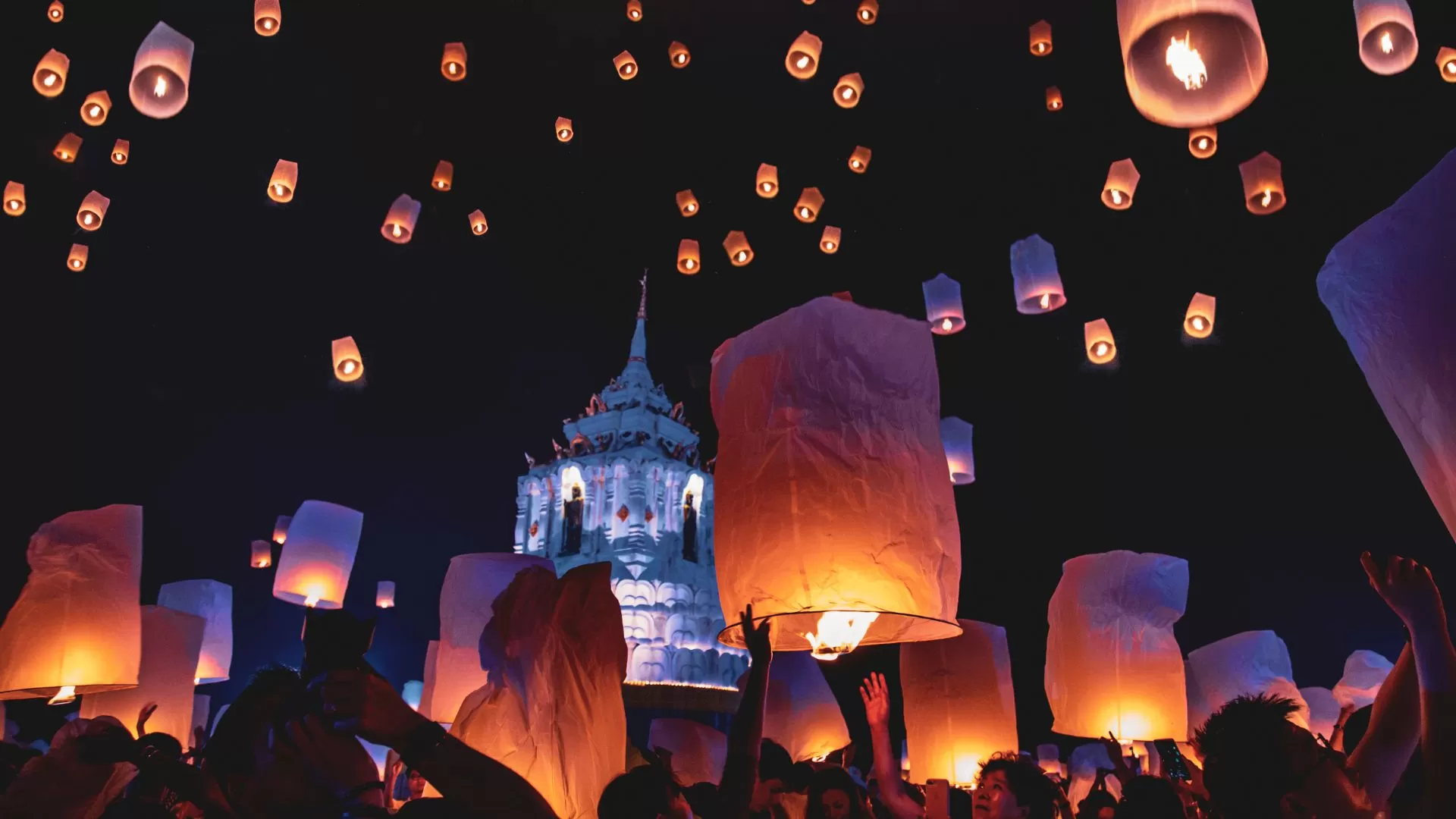 Yi Peng Lantern Festival in Chiang Mai