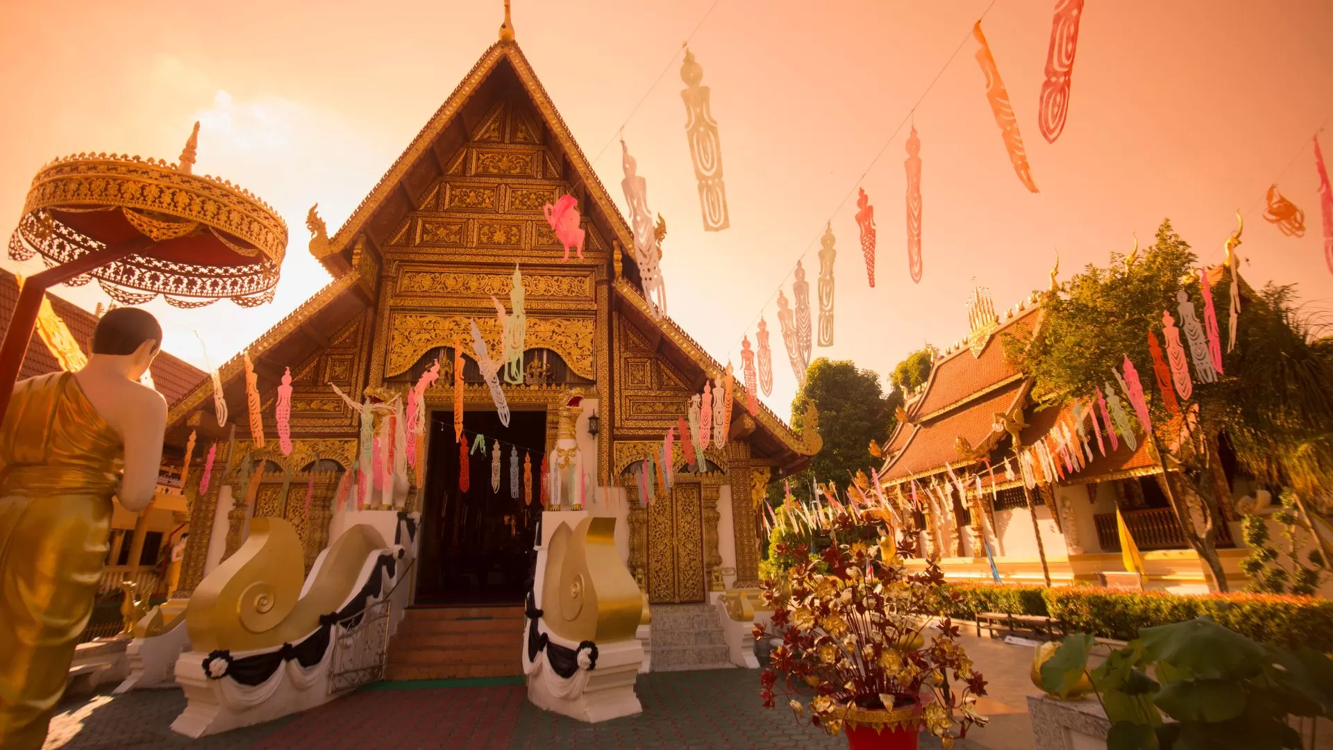 Temple Wat Phra Singha