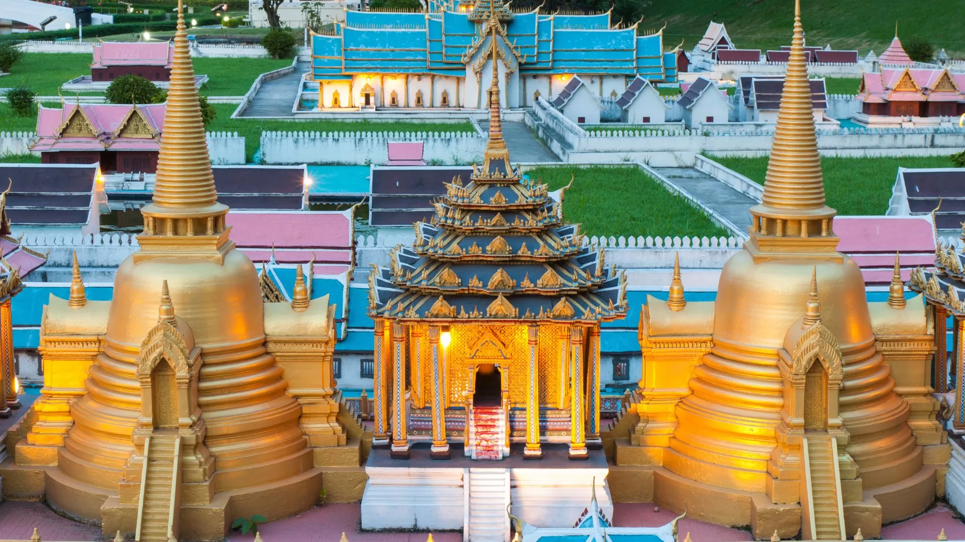 Visiter Parc de Mini Siam est l’un des activités parfait à Pattaya