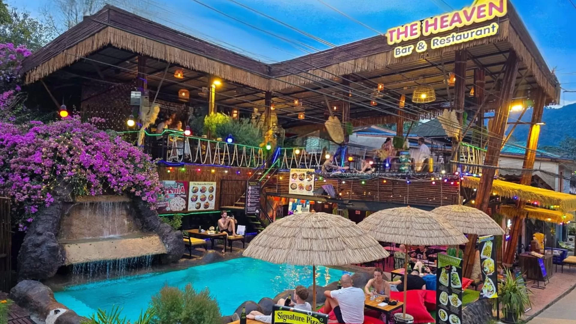 The Heaven Bar & Restaurant 