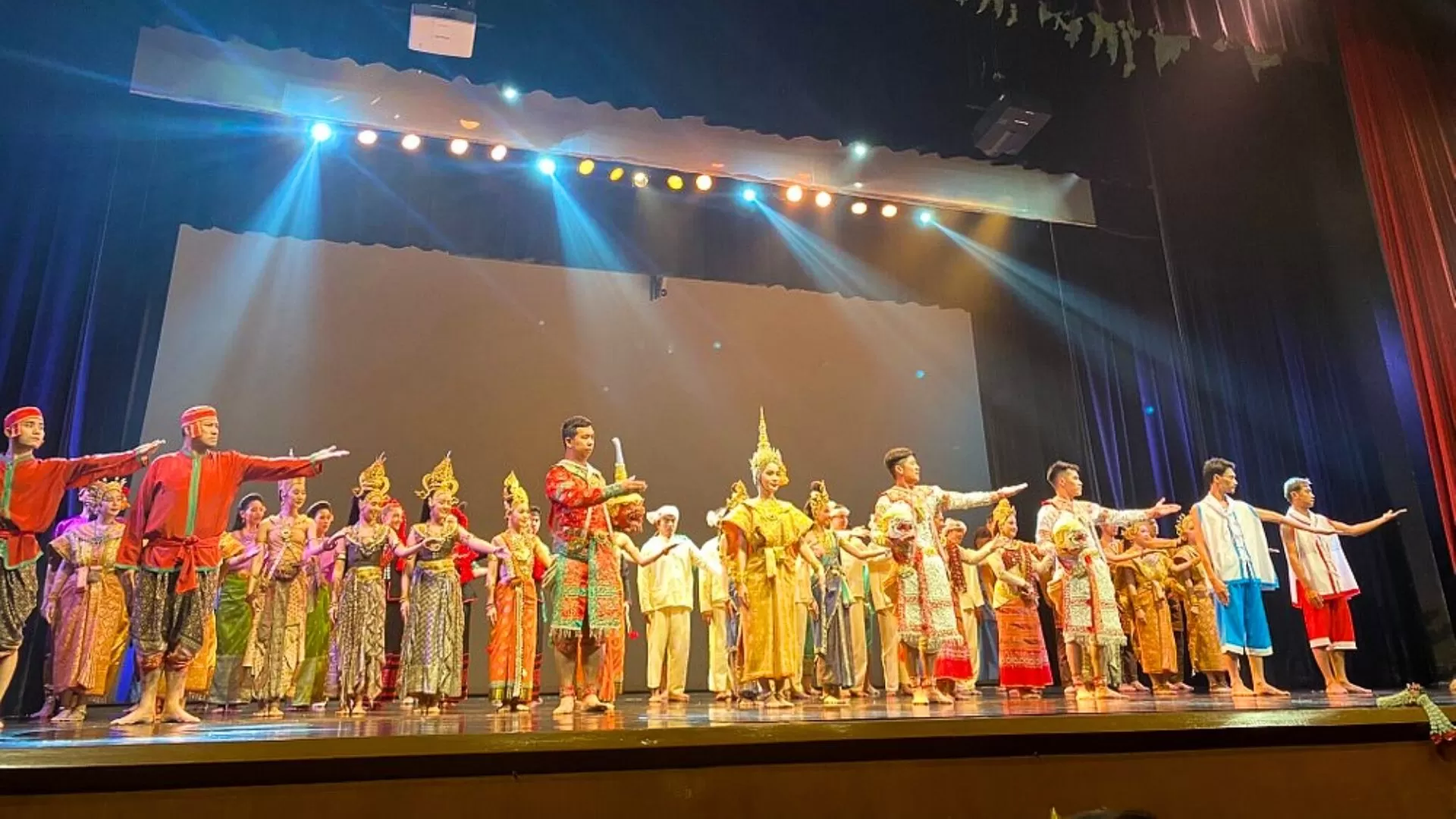 Sala Chalermkrung Theatre