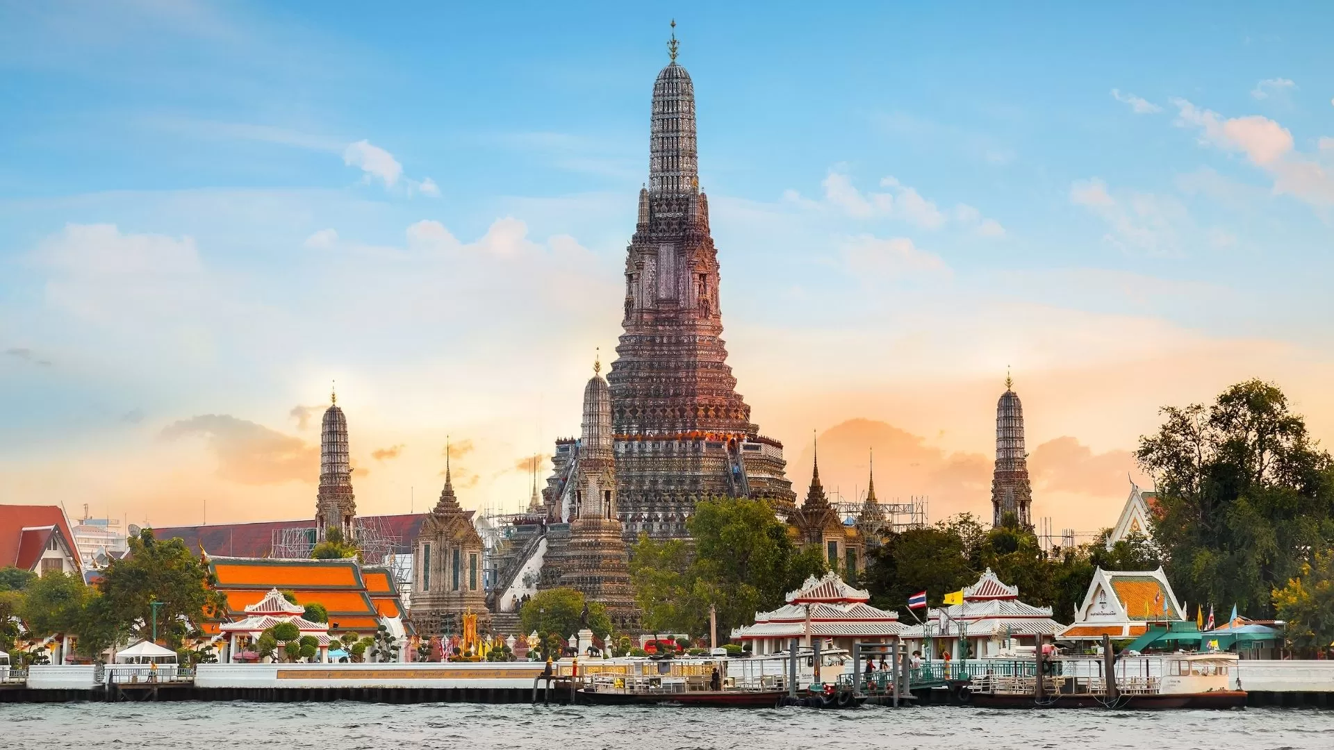 Wat Arun temple