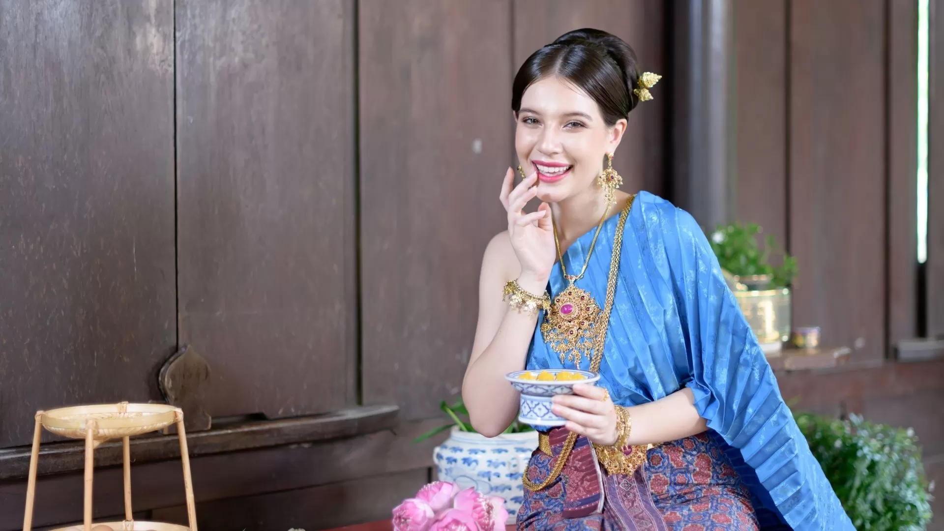 Chut Thai - Thai traditional dress