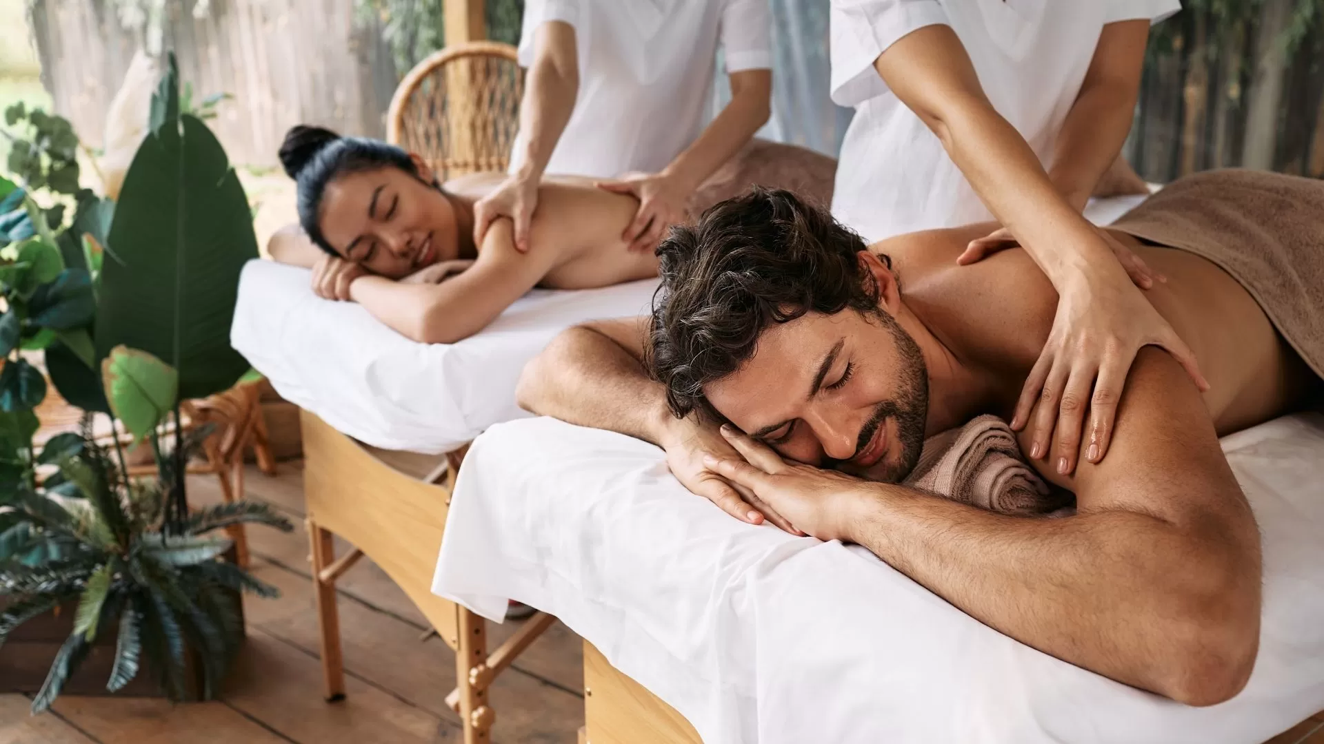 Luxury spa and wellness retreats - Best activity for couples
