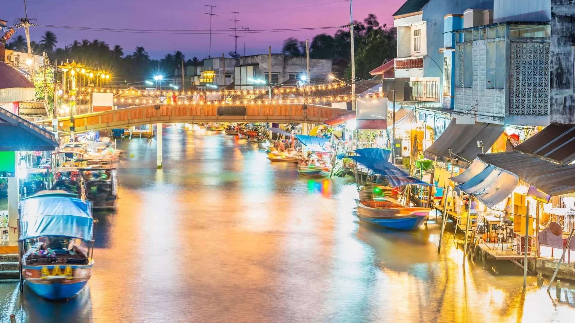 Amphawa Floating Market