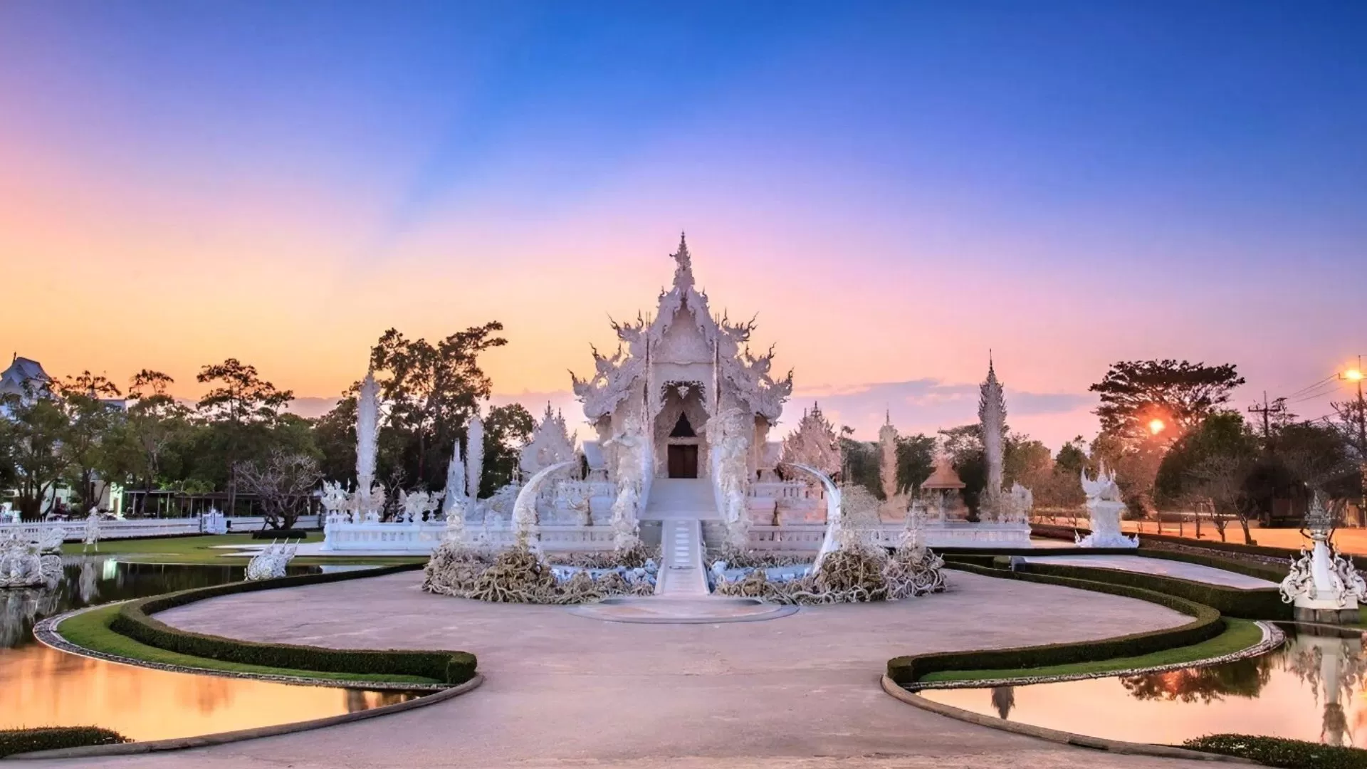 White Temple (Wat Rong Khun)