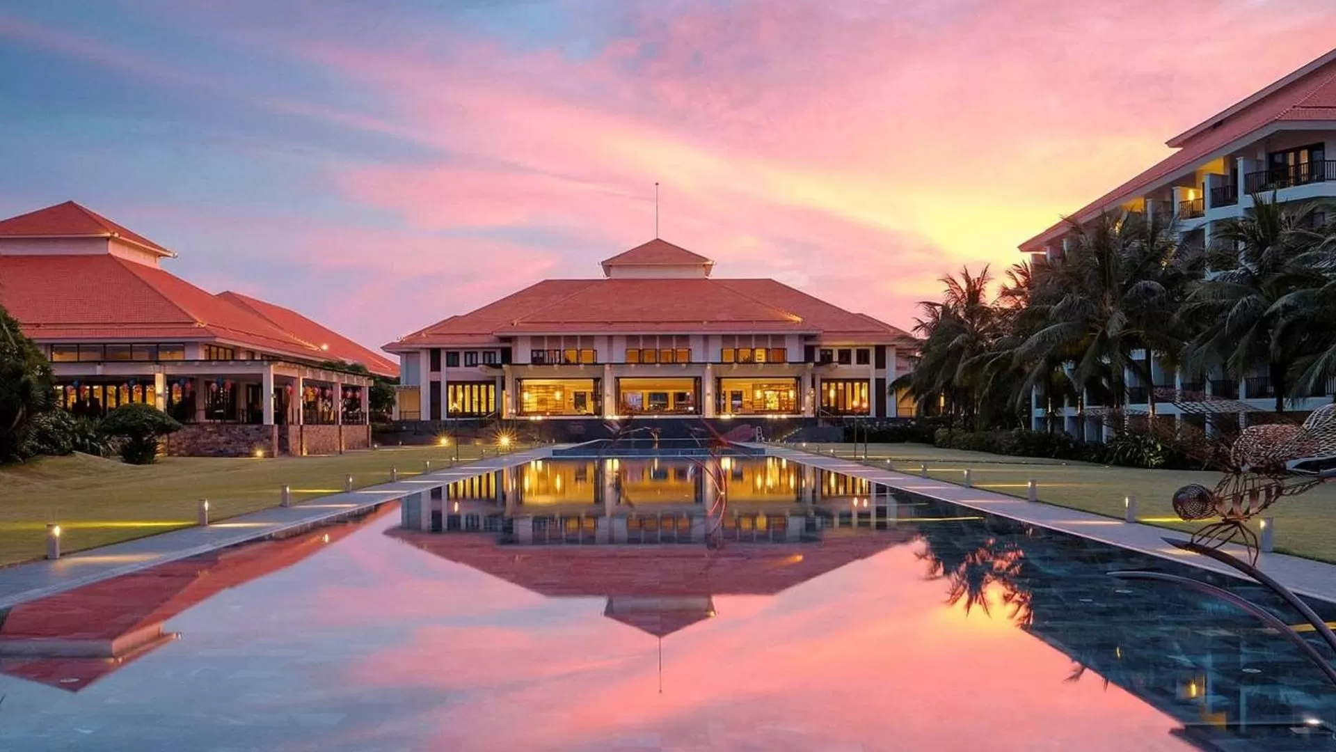 Pullman Beach Resort