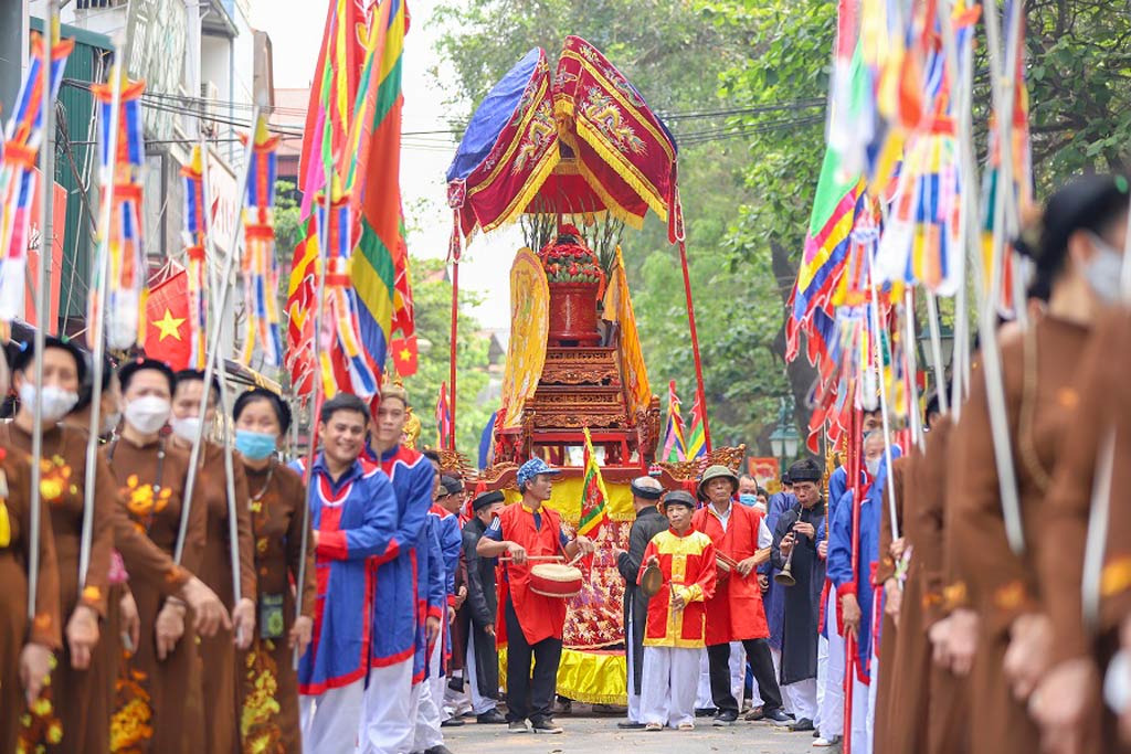 Thay Pagoda Festival