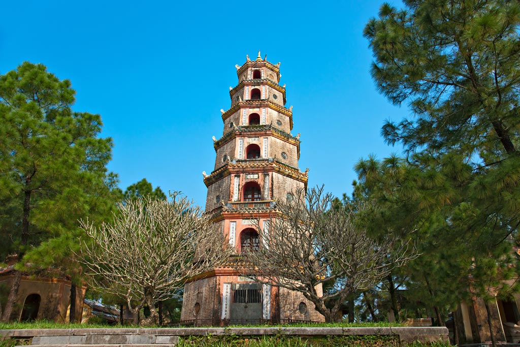 La pagode Thien Mu (pagode de la Dame Céleste)