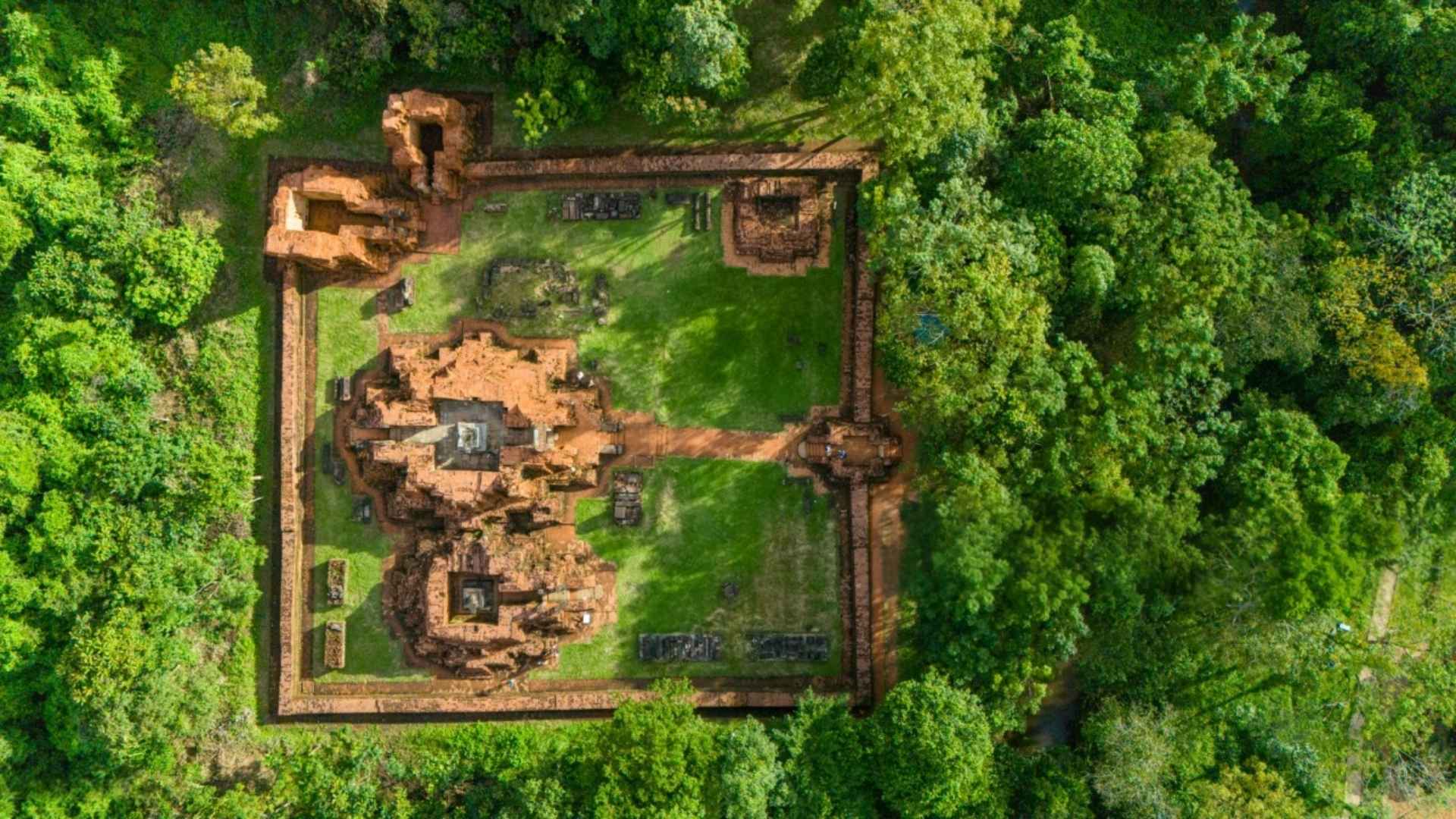 Une section du sanctuaire de My Son