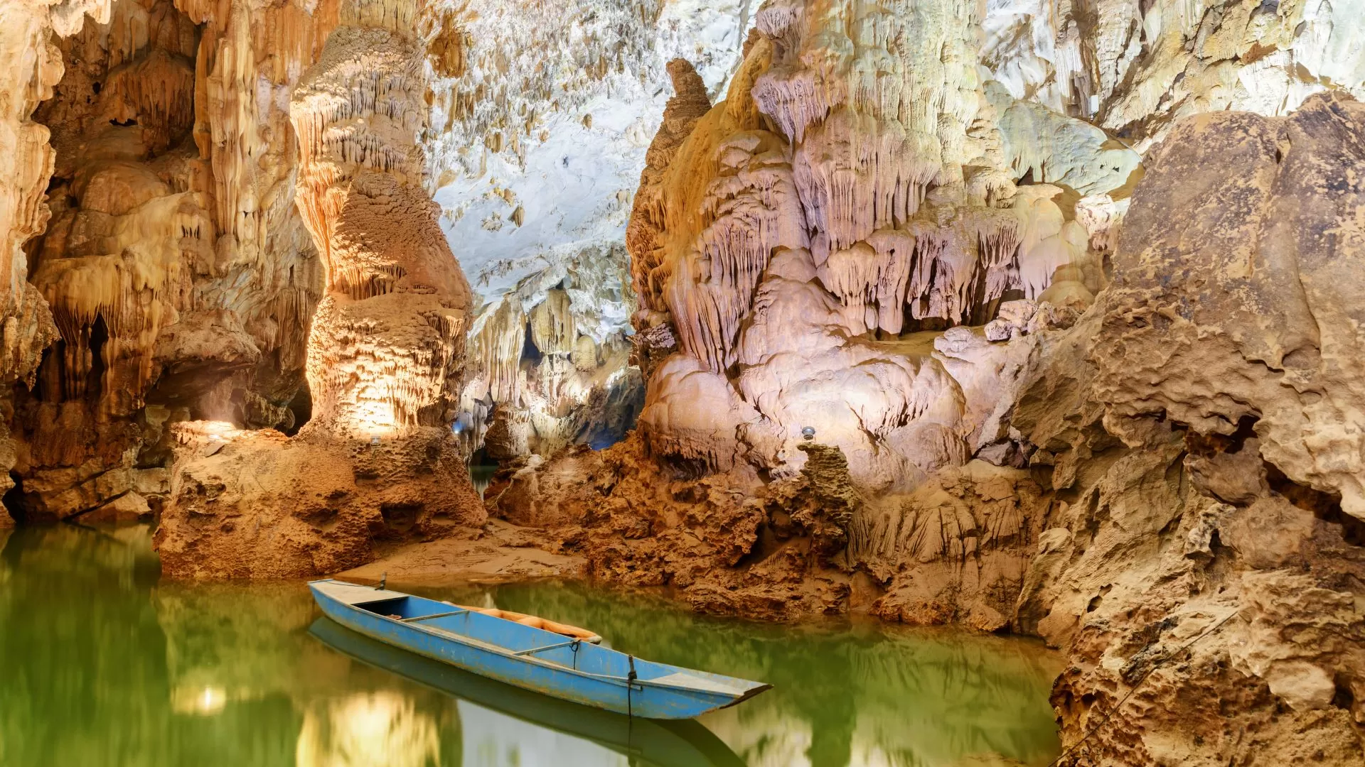 Phong Nha Cave