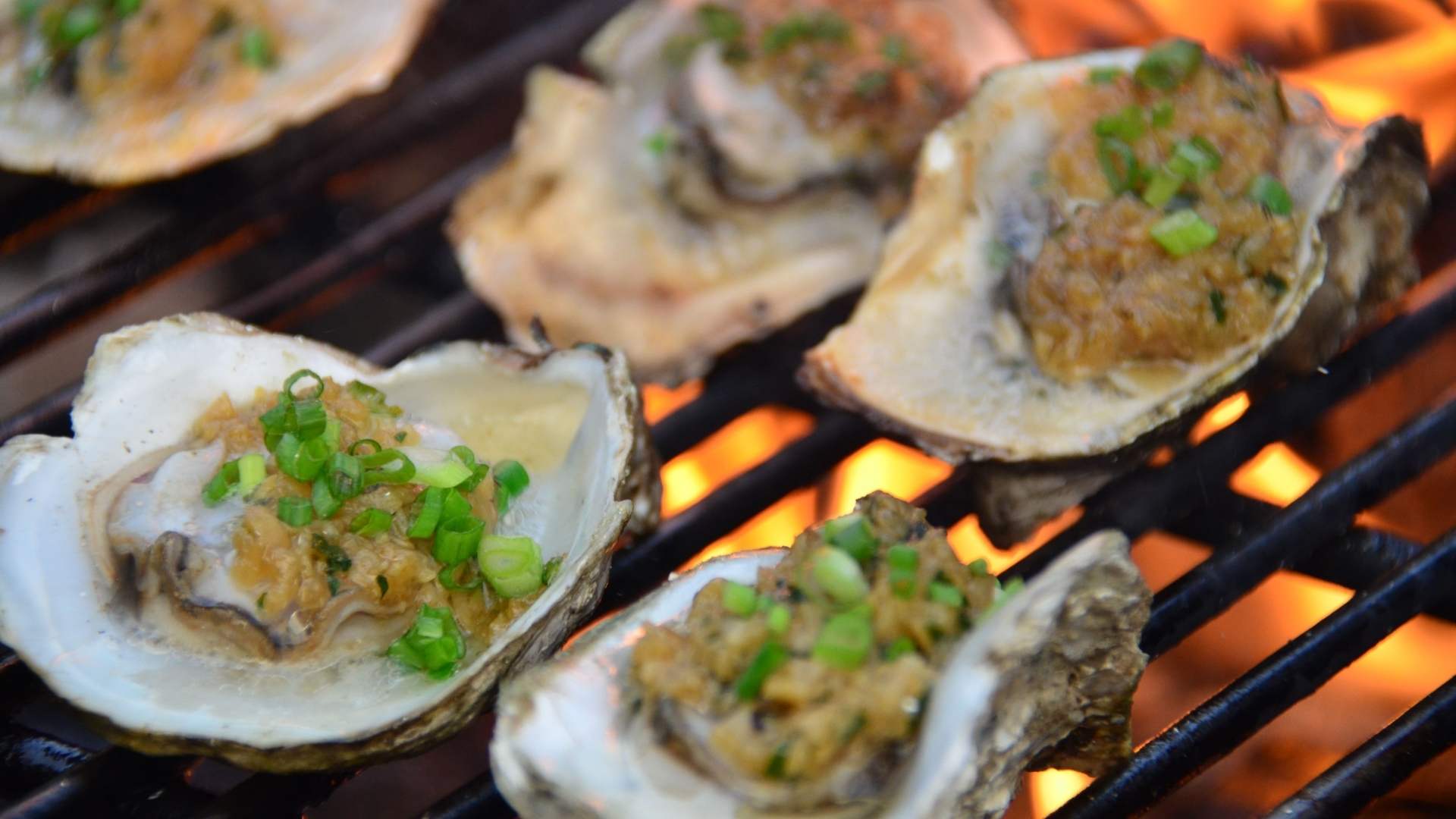 Grilled oysters
