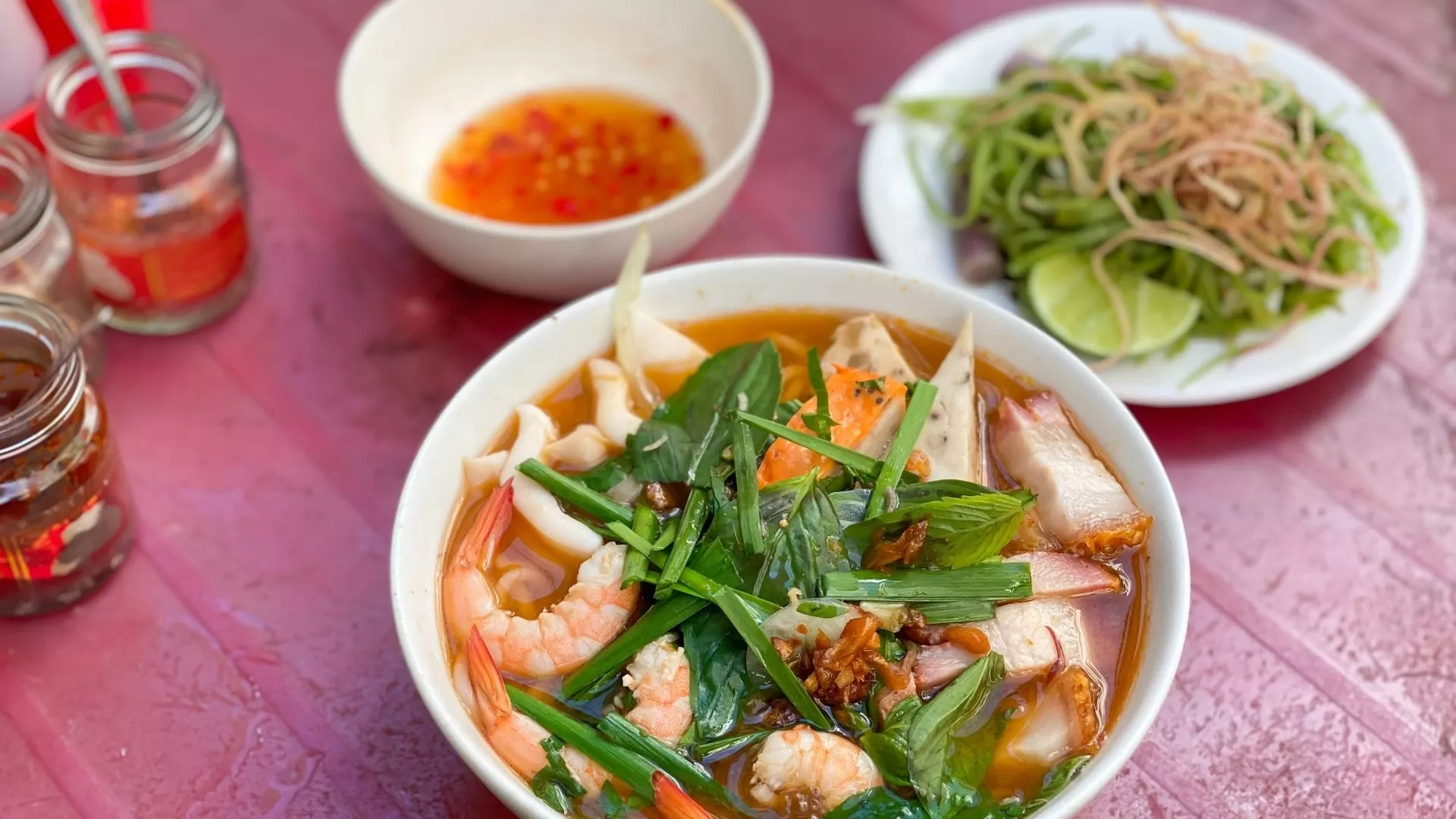 Bun mam - Fermented fish noodle soup