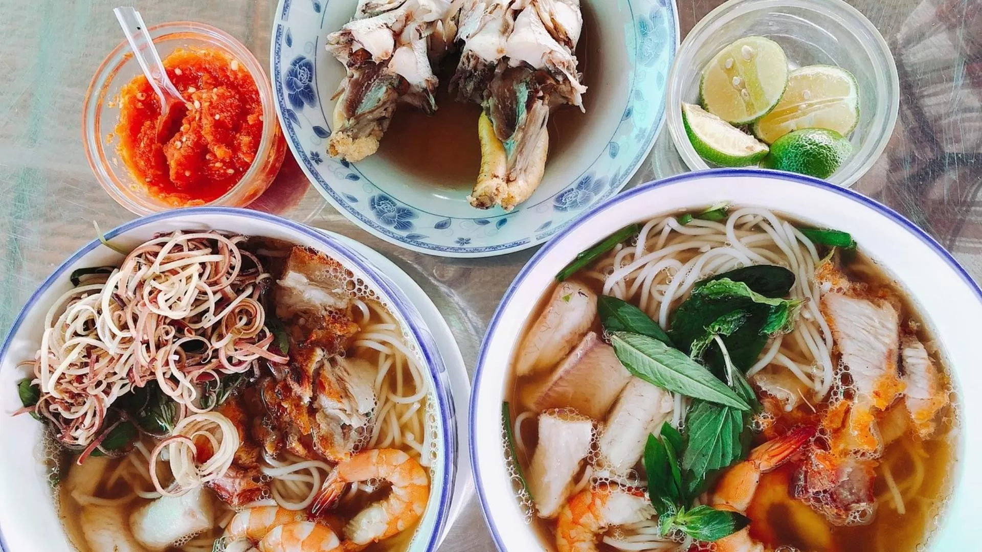 Bun nuoc leo - Rice noodles with fish broth