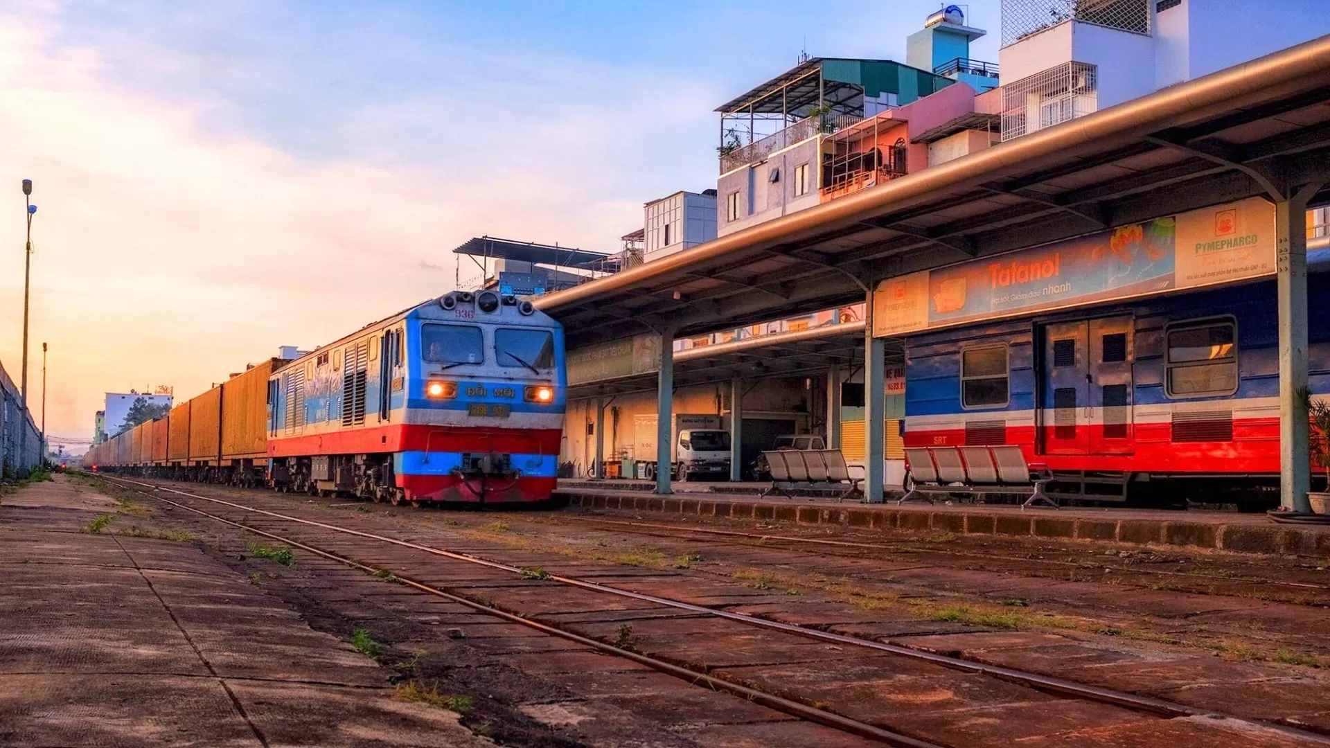 Tips for a smooth journey when traveling by train in Vietnam