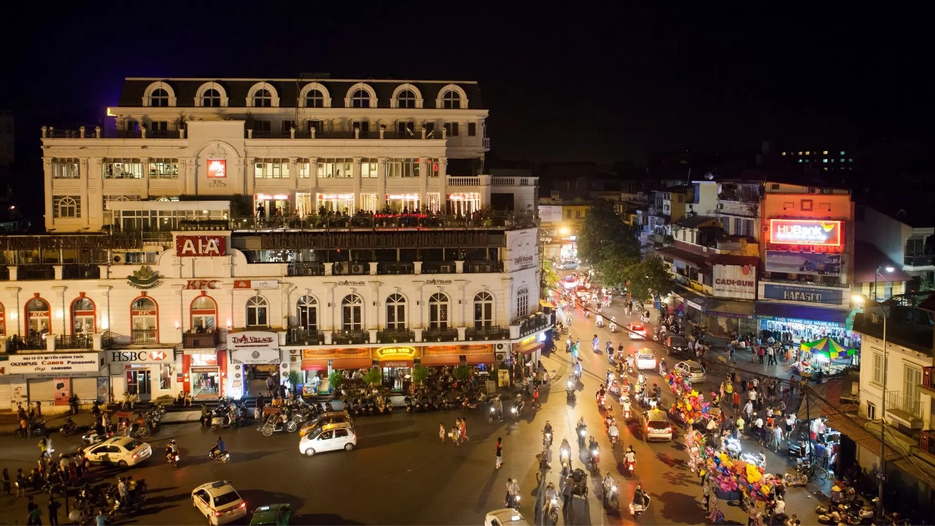 Stay safe with night transport in Hanoi