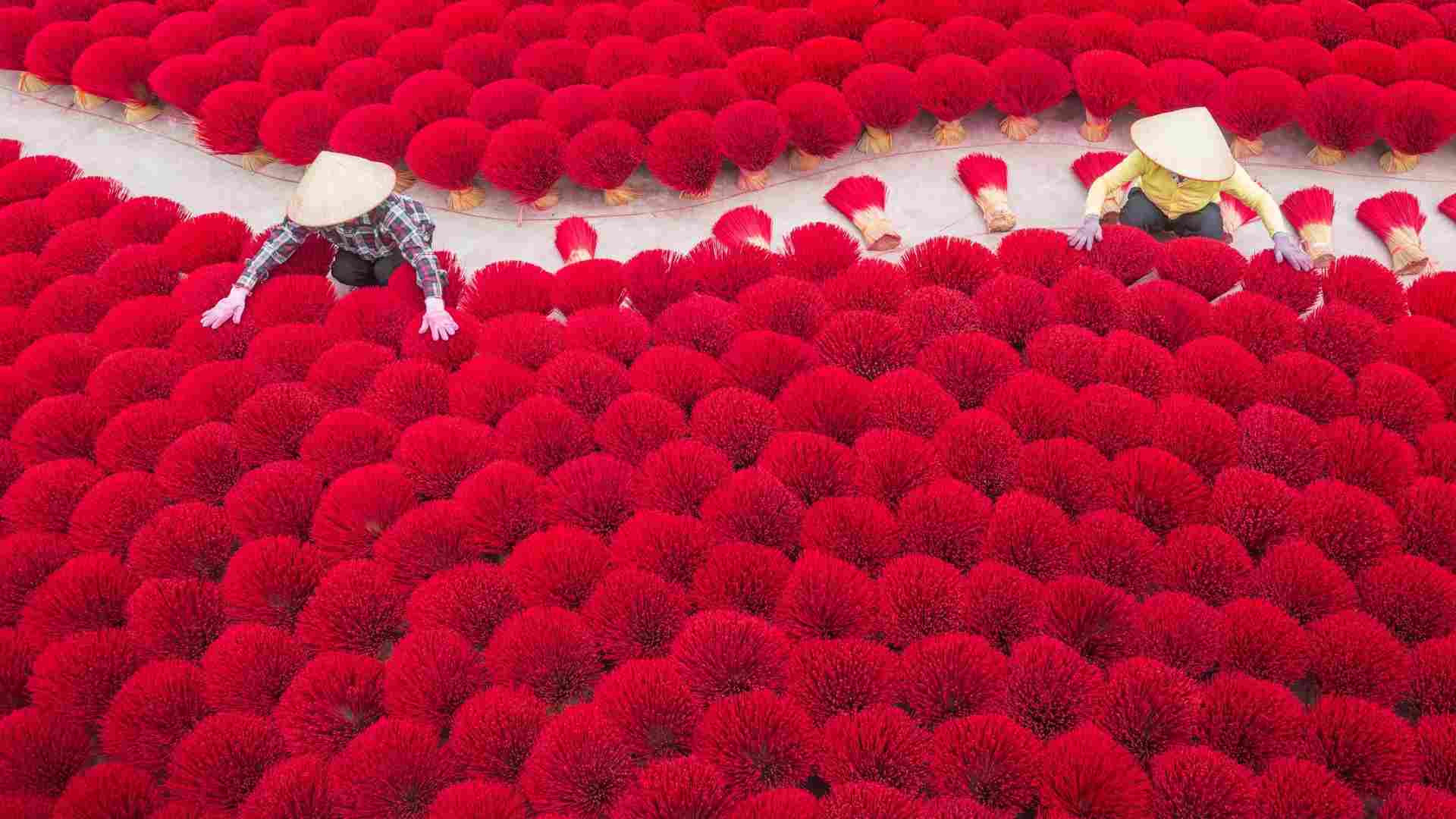 Quang Phu Cau incense village 