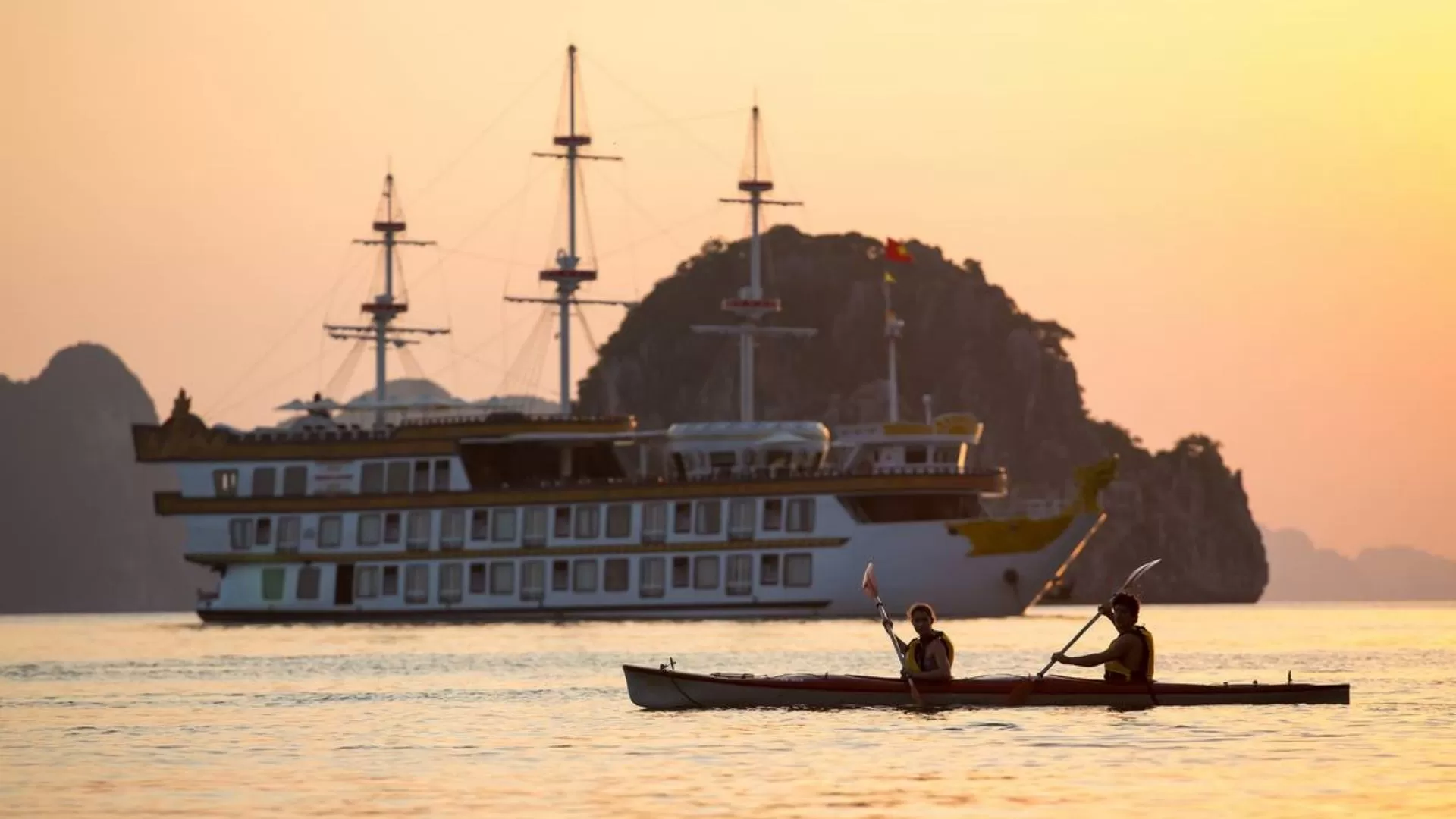 Dragon Legend Cruise