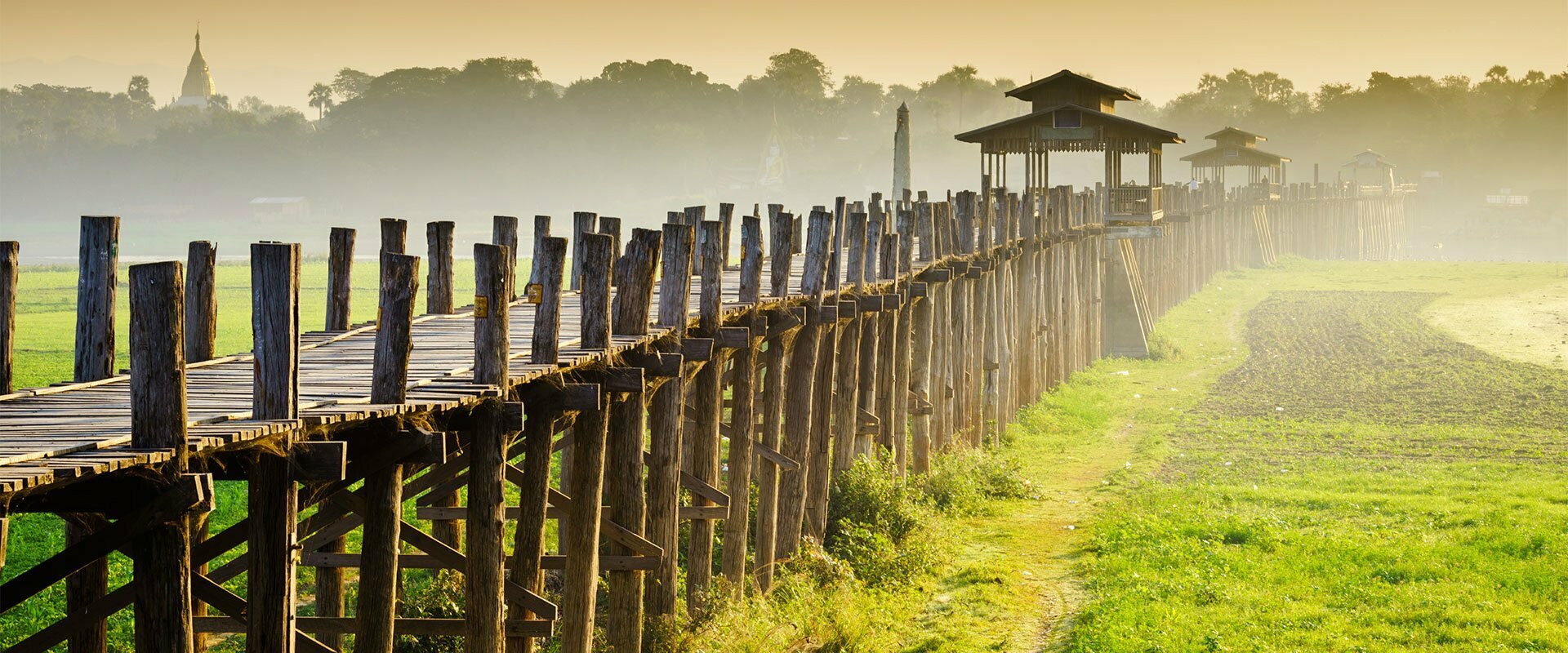 mandalay birmanie pont en bois dans la campagne