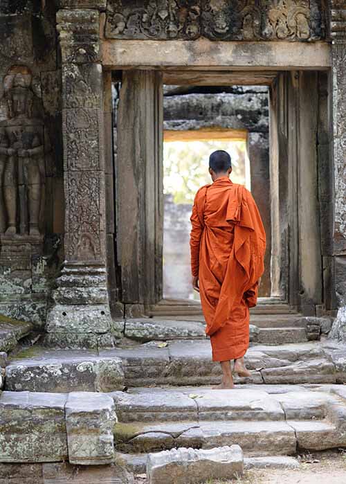Moines bouddhistes à Angkor Wat