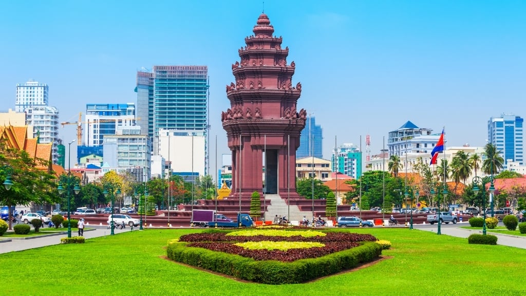 Le Monument de l'Indépendance à Phnom Penh- faire à Phnom Penh