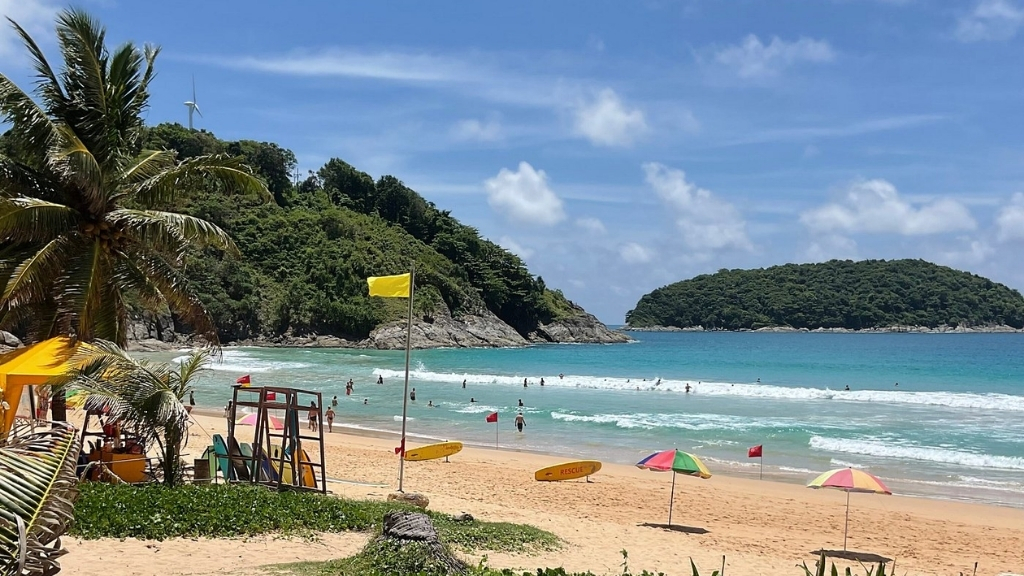 Plage de Nai Harn 