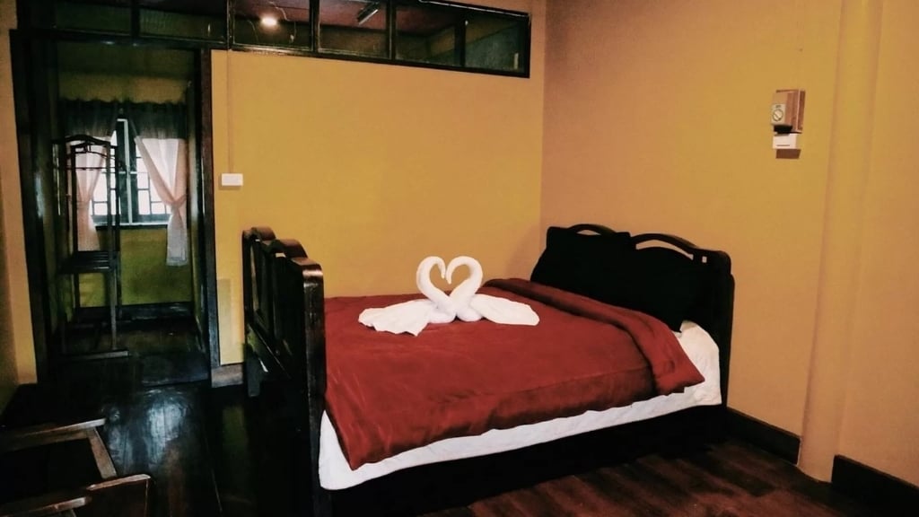 Quel budget prévoir pour un voyage en Thaïlande ? - thailande hotel mae hong son crossroads house 1024 thailande hotel mae hong son crossroads house 1024 - Quel budget prévoir pour un voyage en Thaïlande ?