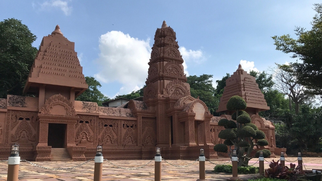Wat Tham Phu Wa