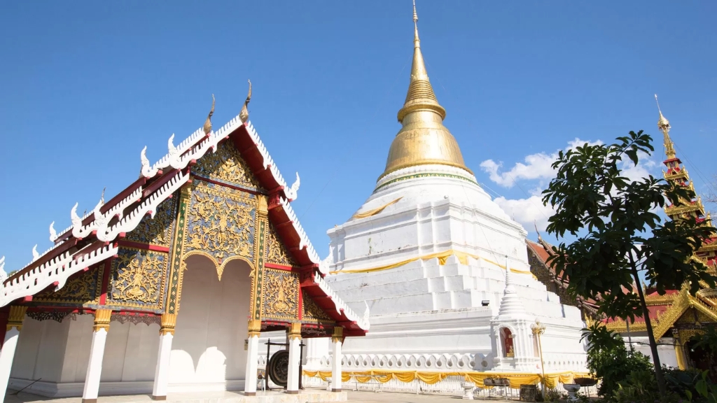 Wat Phra Kaew Don Tao