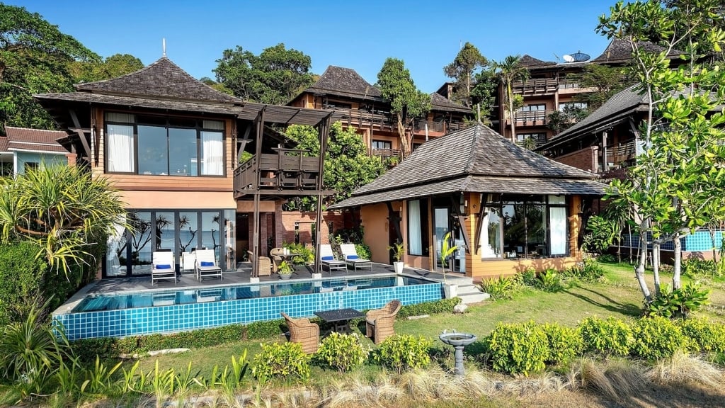 Nirvana Beach Resort