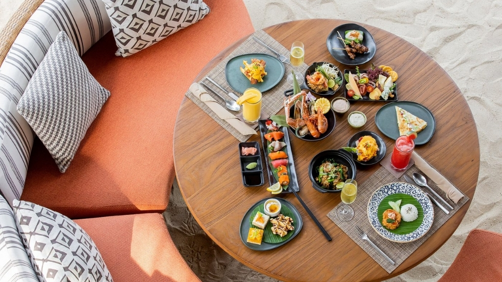 The Bistro At The Beach