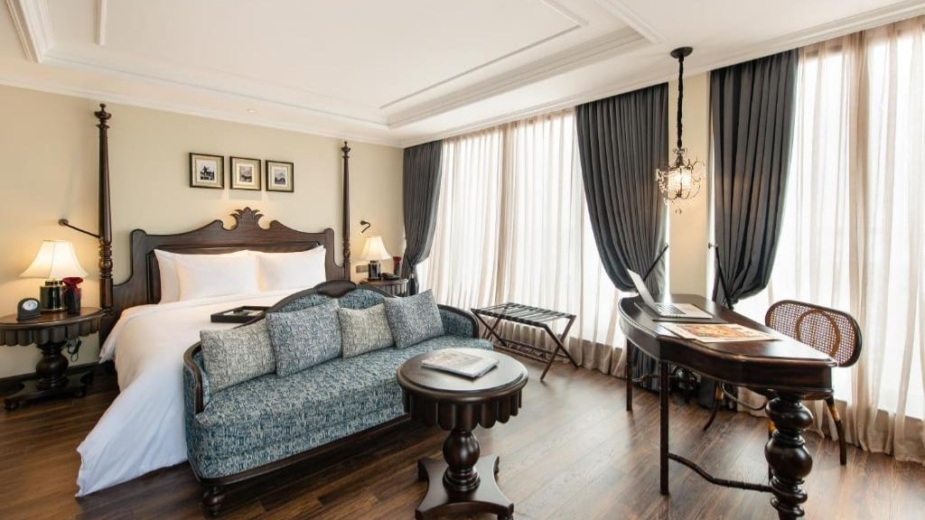 La Siesta Classic Ma May