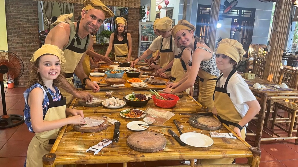 Cours de cuisine à Hoi An avec des enfants