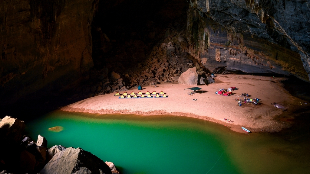 La grotte de Hang Én