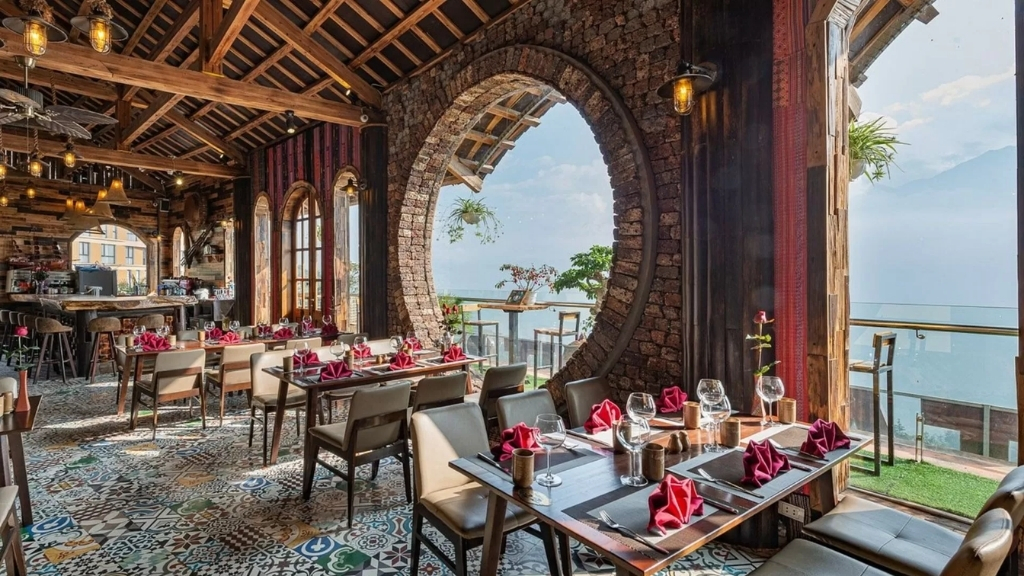 Sapa Sky View Restaurant & Bar
