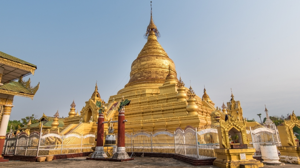 Que voir et faire en Birmanie : Pagode Kuthodaw