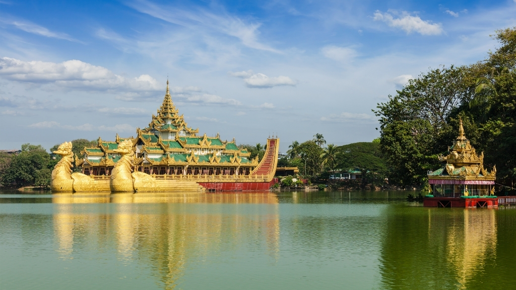 Que voir et faire à Yangon ? - birmanie yangon lac kandawgyi 1024 Lac Kandawgyi