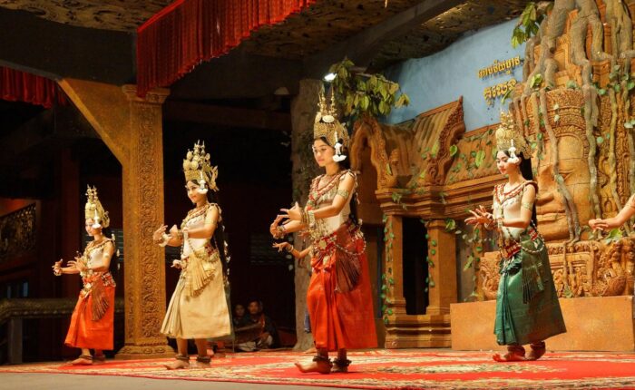 Spectacle de danse traditionnelle khmère « Apsara ».